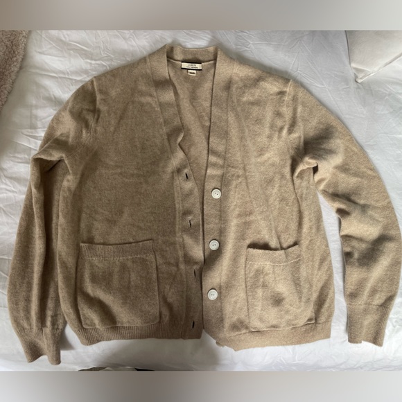 J Crew 100% cashmere tan sweater “Cashmere patch-pocket cardigan sweater” - Picture 5 of 5